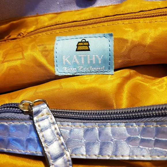 Kathy Van Zeeland Handbag - Picture 2 of 6